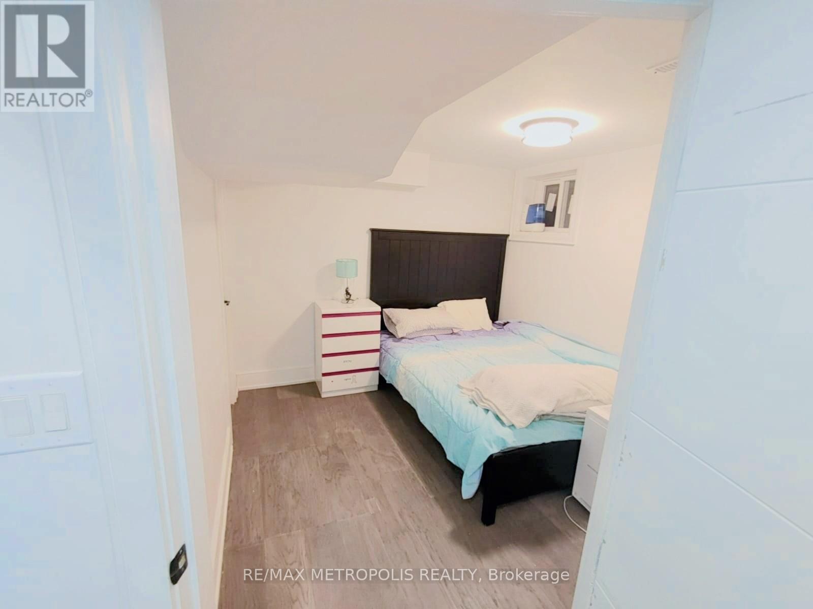 Bsmt - 61 Mandrake Street, Ajax, ON - Indoor Photo Showing Bedroom