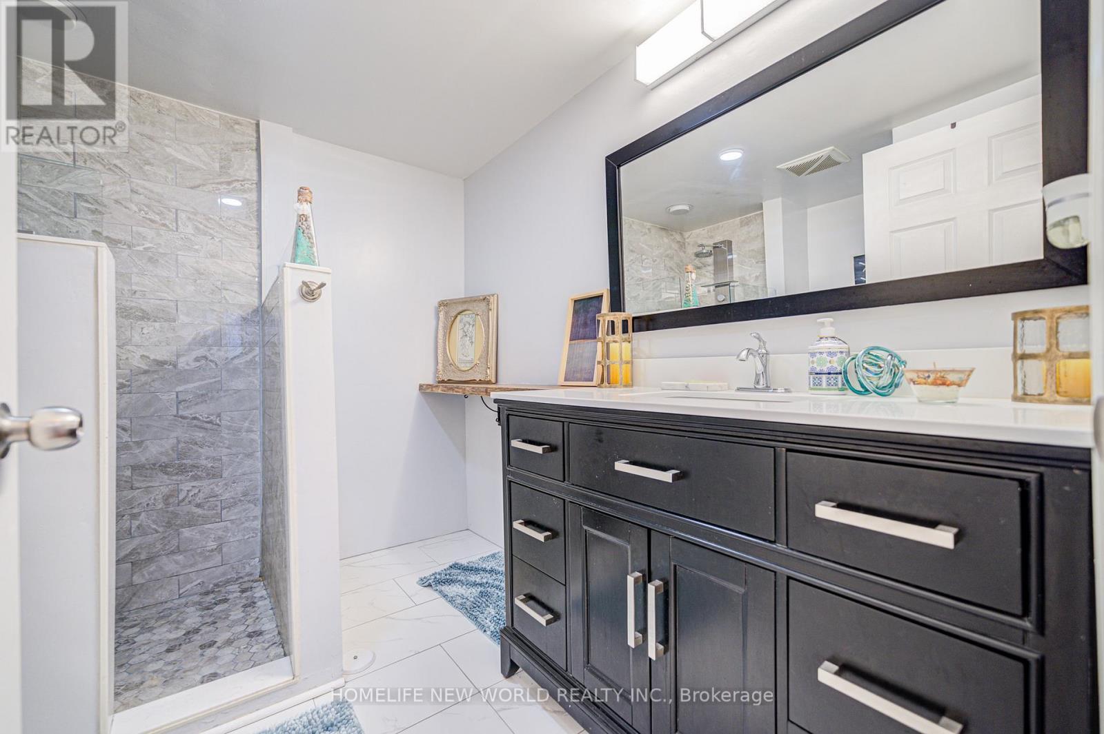A206 - 15 Cornell Meadows Avenue, Markham, ON - Indoor Photo Showing Bathroom