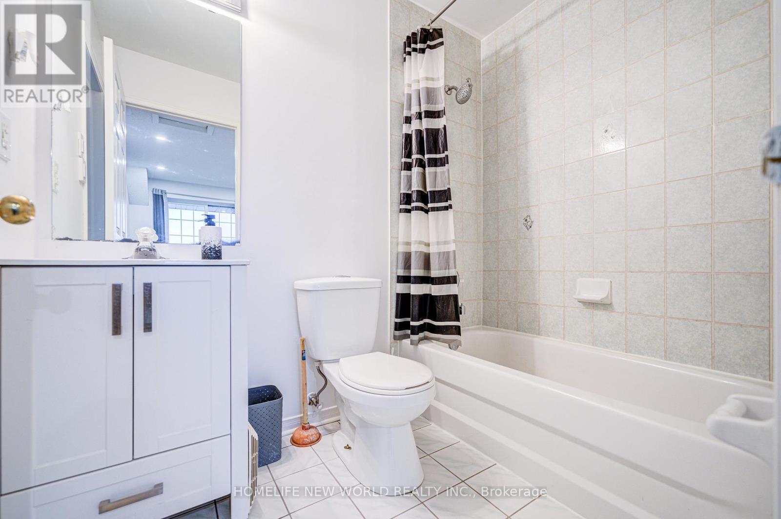 A206 - 15 Cornell Meadows Avenue, Markham, ON - Indoor Photo Showing Bathroom