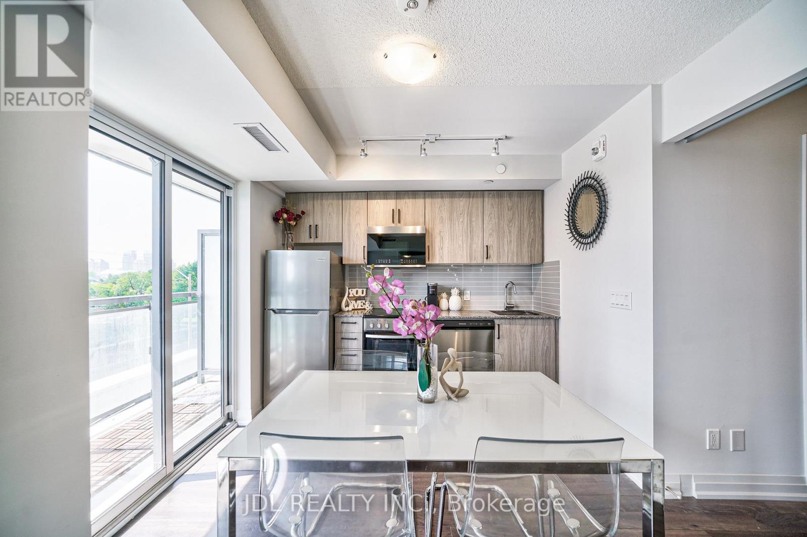 334 - 20 Meadowglen Place, Toronto, ON - Indoor