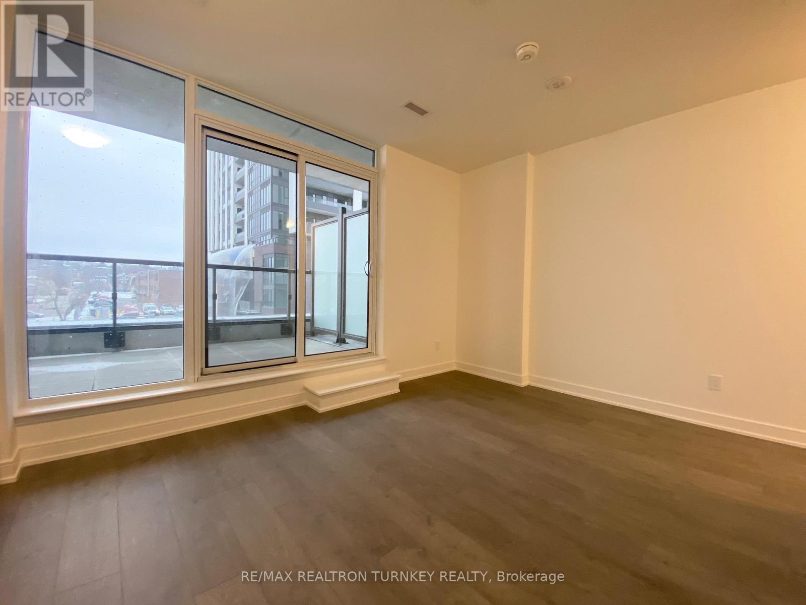 Patio Doors walk out to Balcony - 305 - 705 Davis Drive, Newmarket, ON - Indoor Photo Showing Other Room