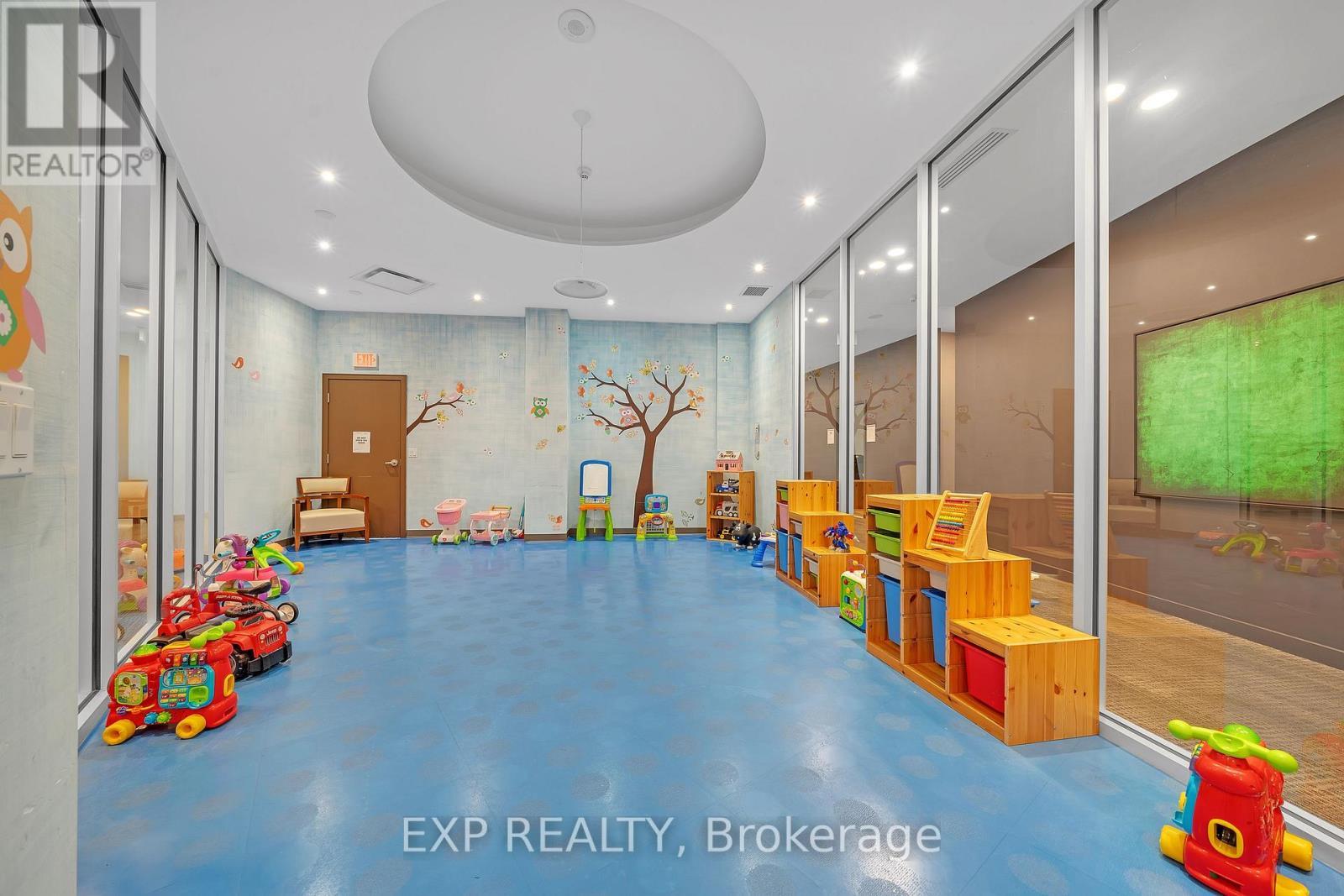 1908 - 2240 Lake Shore Boulevard W, Toronto, ON - Indoor Photo Showing Other Room