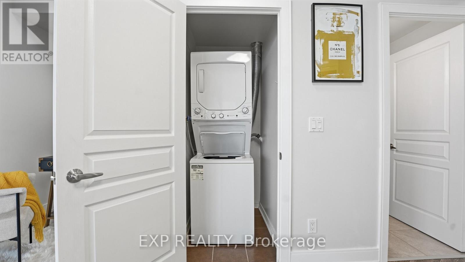 1908 - 2240 Lake Shore Boulevard W, Toronto, ON -