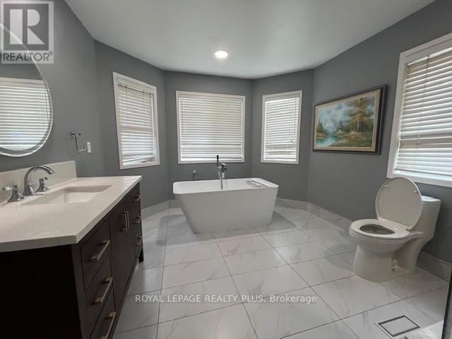 5440 Churchill Meadows Boulevard, Mississauga, ON - Indoor Photo Showing Bathroom