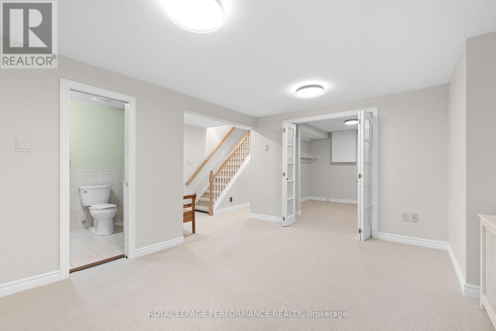 345 Third Avenue, Ottawa, ON - Photo Showing Other Room