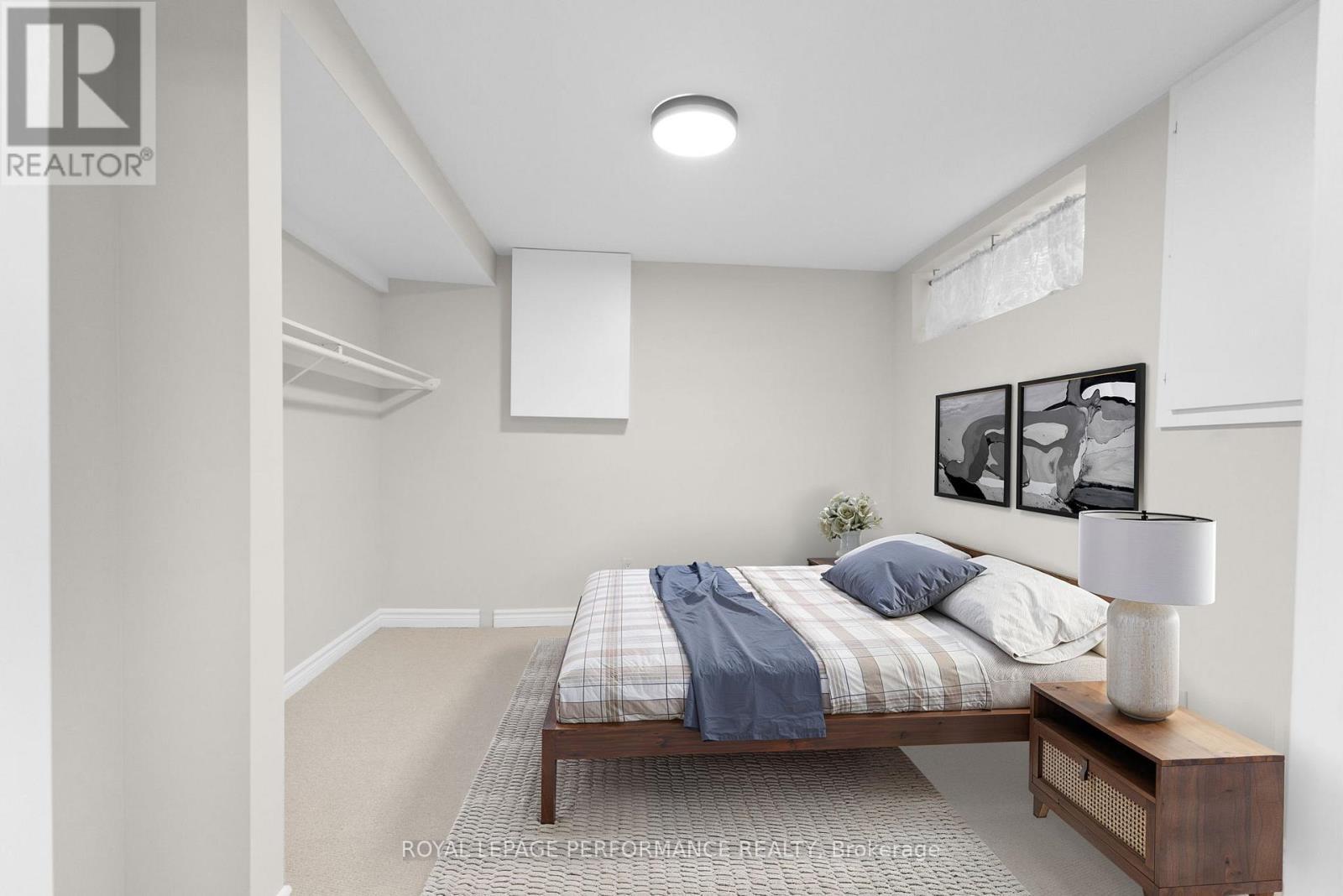 345 Third Avenue, Ottawa, ON - Indoor Photo Showing Bedroom