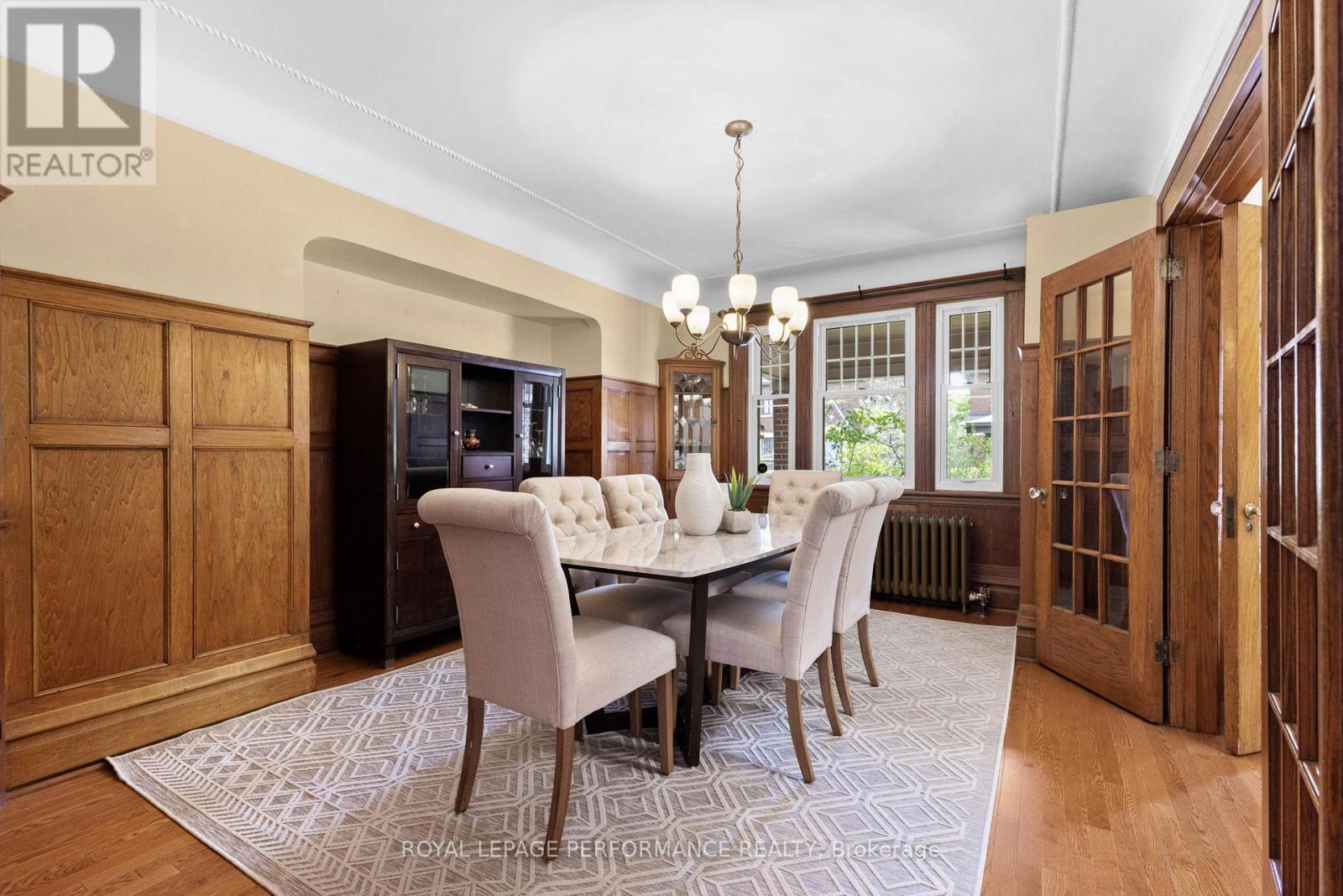 345 Third Avenue, Ottawa, ON - Indoor Photo Showing Dining Room