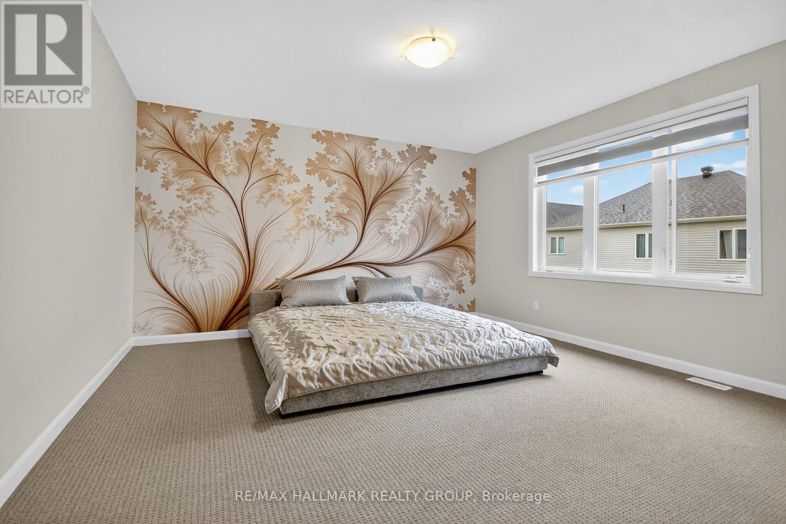 Primary bedroom - 720 Cappamore Drive, Ottawa, ON - Indoor Photo Showing Bedroom