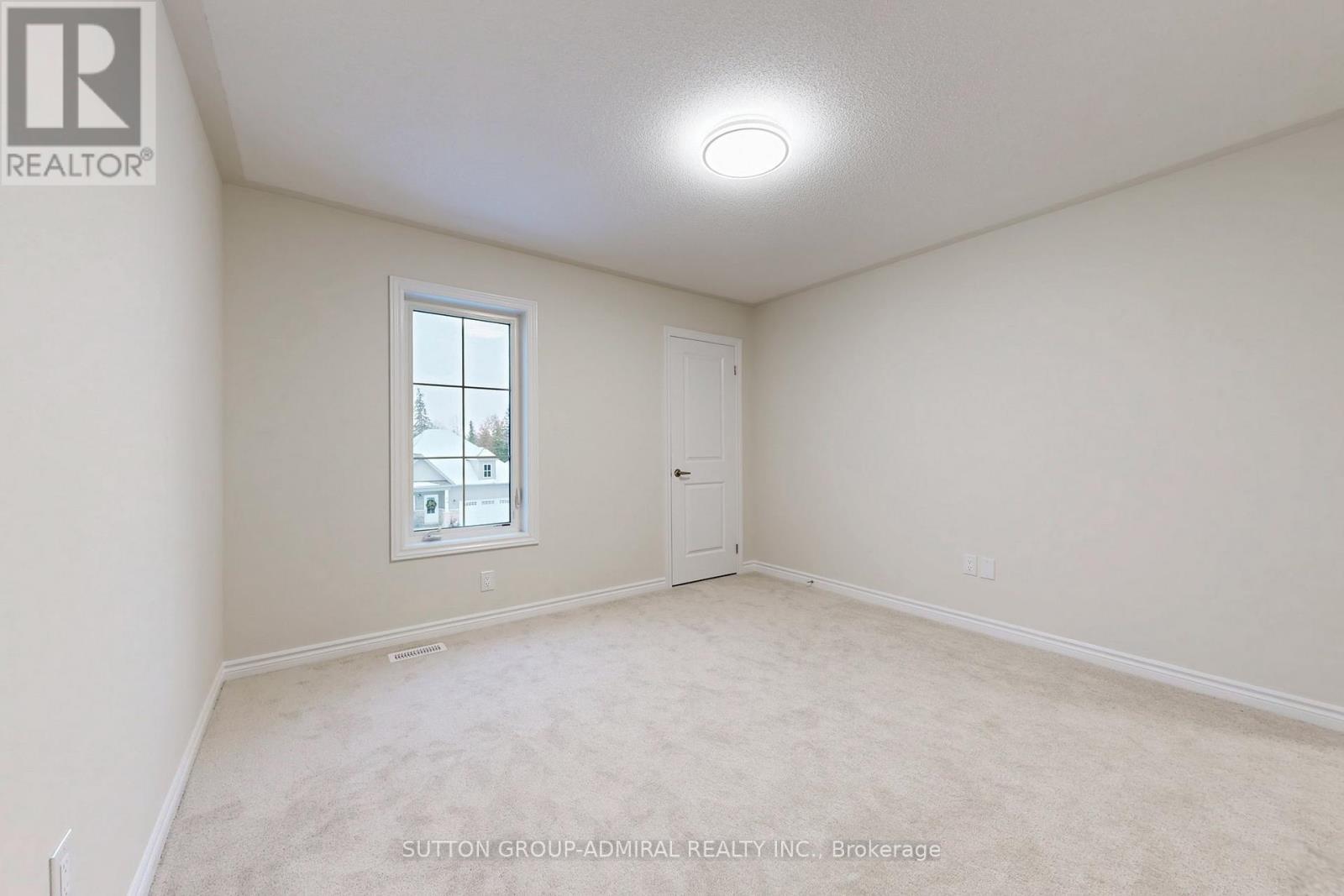 36 Hillcroft Way, Kawartha Lakes, ON - Indoor Photo Showing Other Room