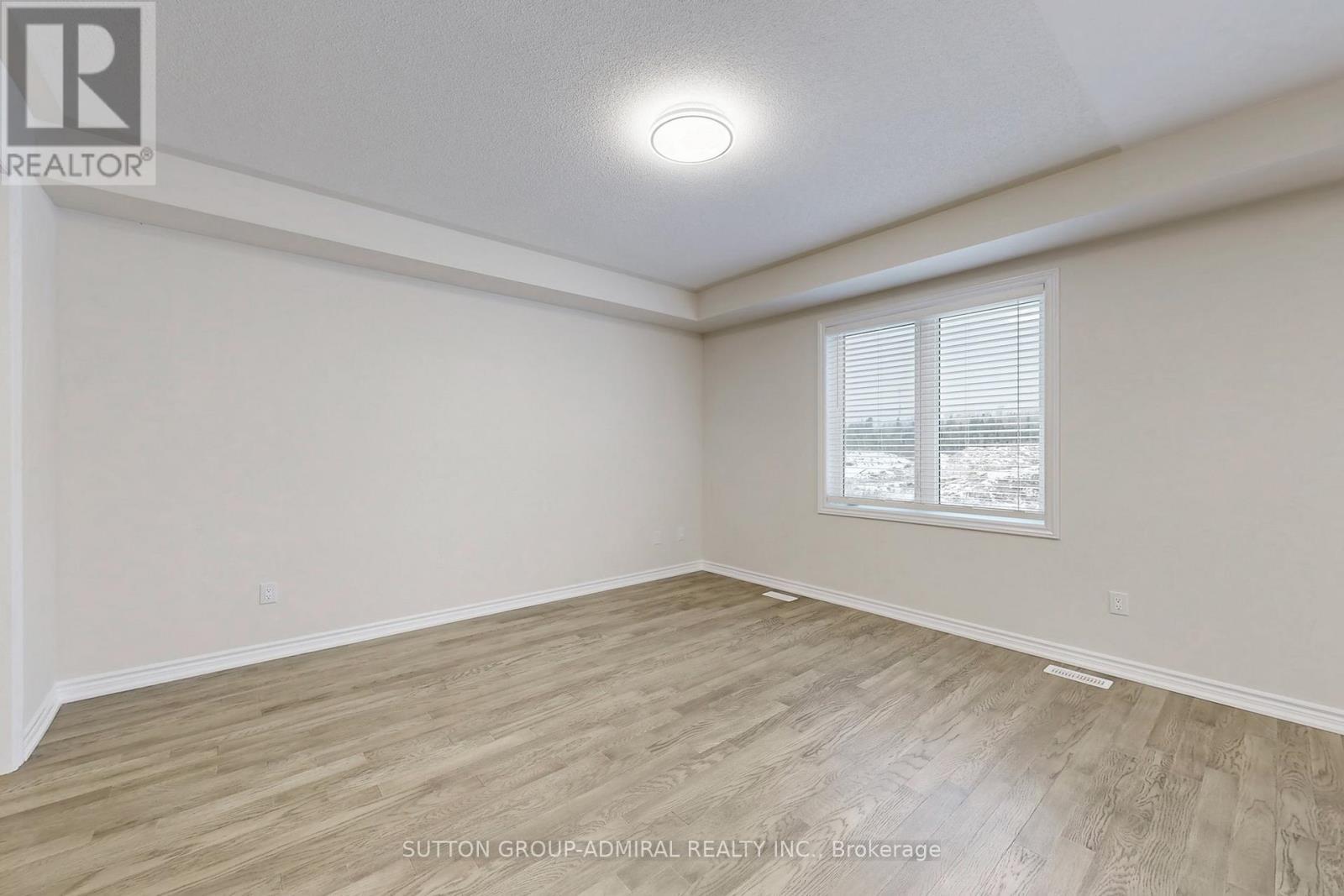 36 Hillcroft Way, Kawartha Lakes, ON - Indoor Photo Showing Other Room