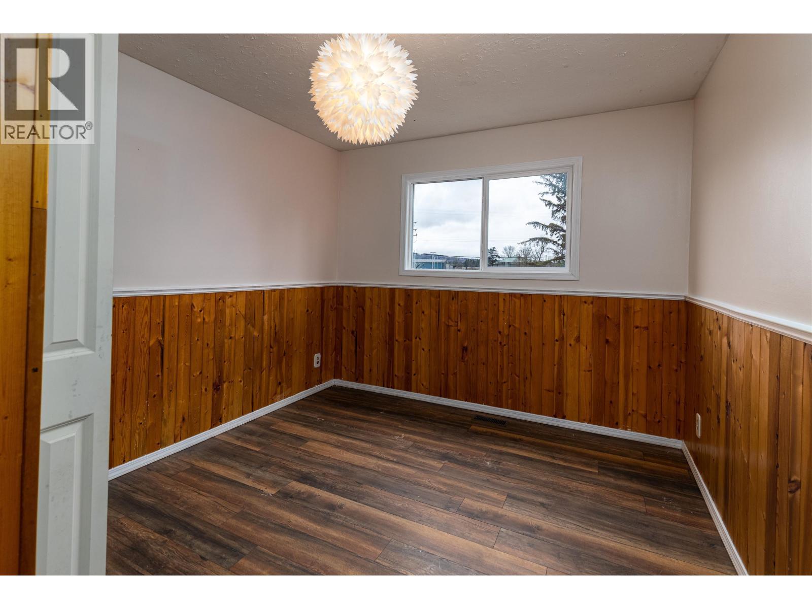 4821 Park Avenue, Terrace, BC - Indoor Photo Showing Other Room