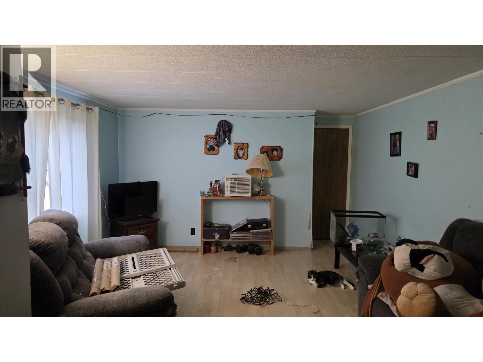 5048 8Th Avenue, New Hazelton, BC - Indoor