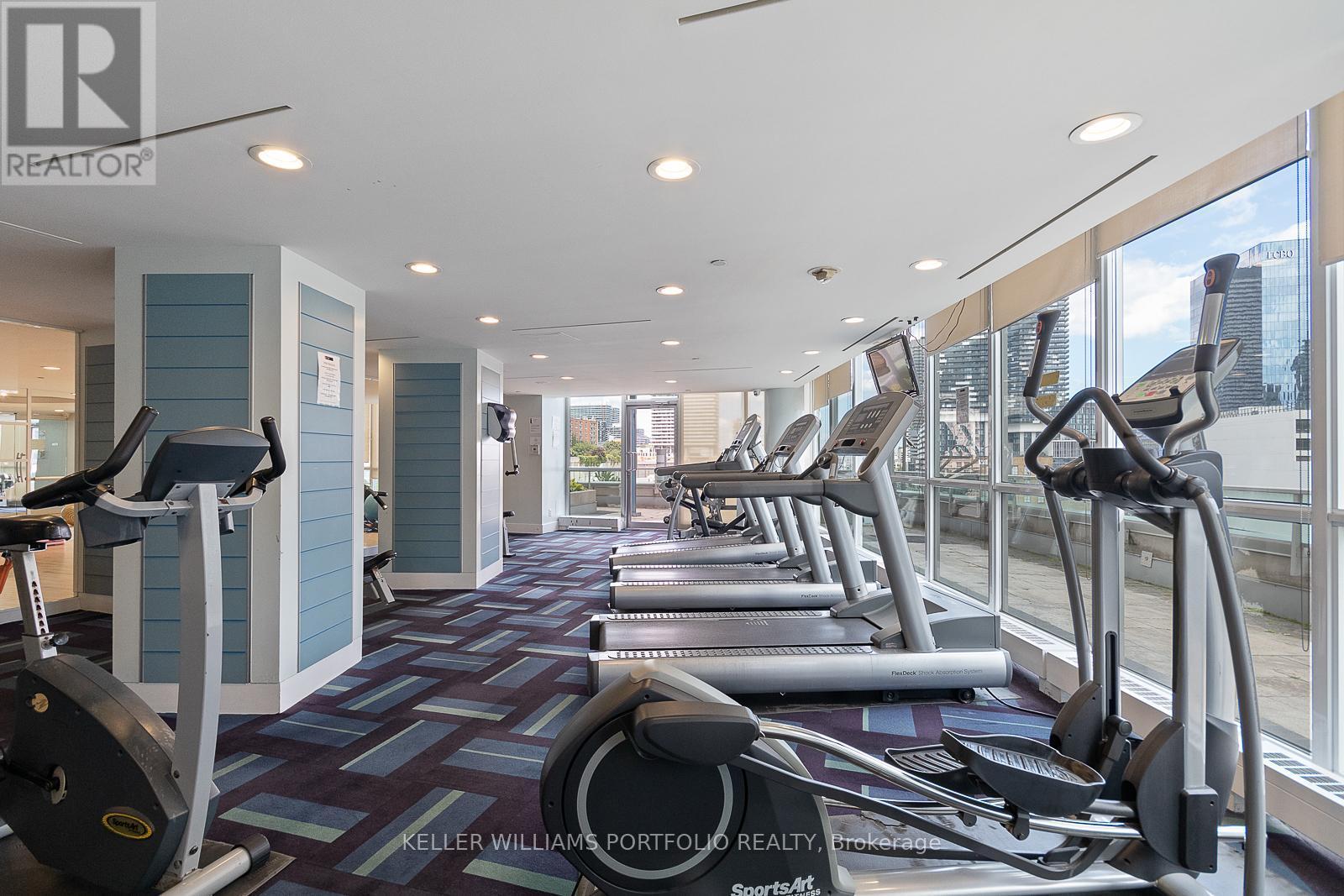 1104 - 18 Yonge Street, Toronto, ON - Indoor Photo Showing Gym Room