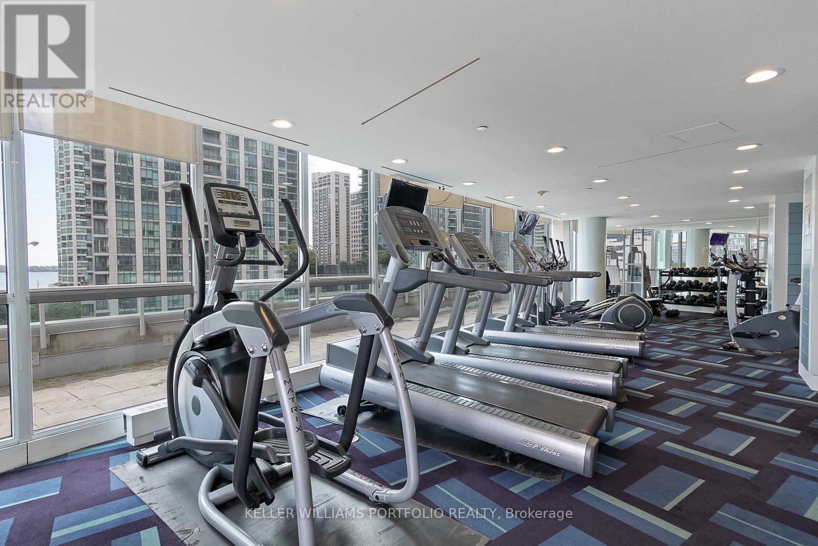 1104 - 18 Yonge Street, Toronto, ON - Indoor Photo Showing Gym Room