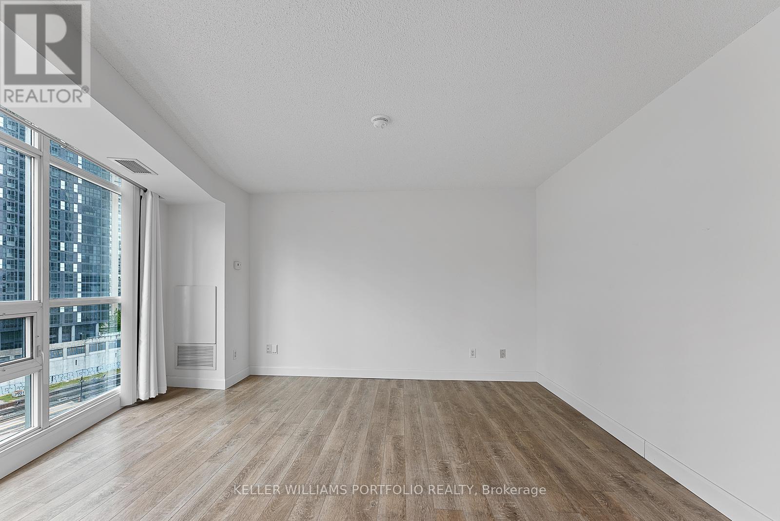 1104 - 18 Yonge Street, Toronto, ON - Indoor Photo Showing Other Room