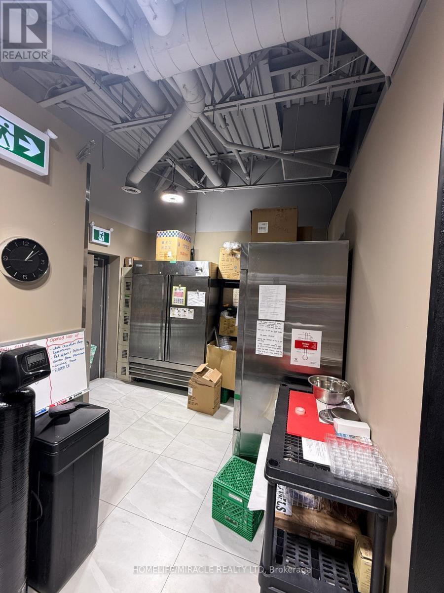 303 - 325 Maxbecker Drive, Waterloo, ON