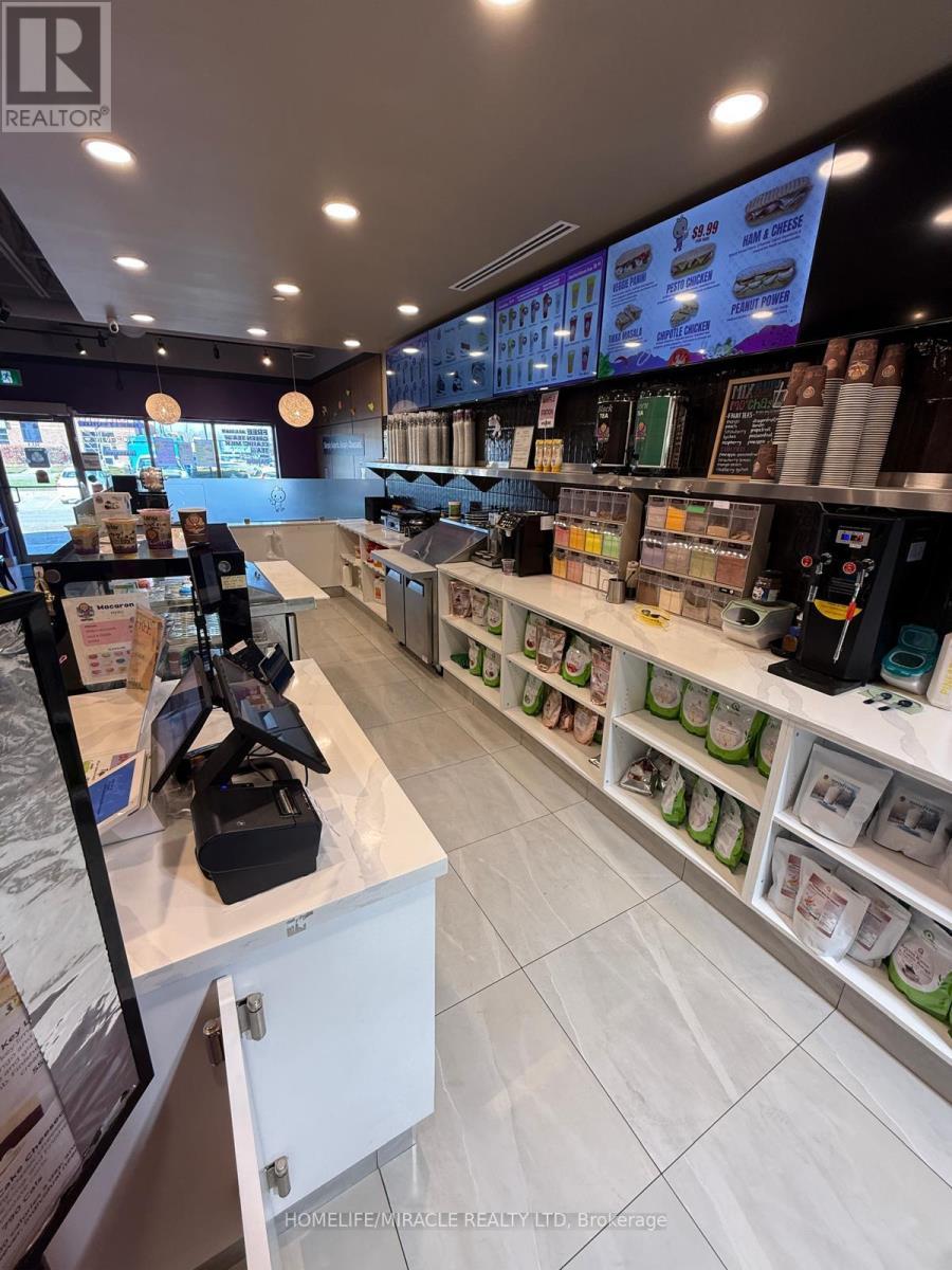 303 - 325 Maxbecker Drive, Waterloo, ON