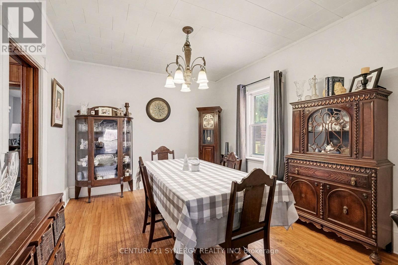 82 Abel Street, Smiths Falls, ON - Indoor Photo Showing Dining Room