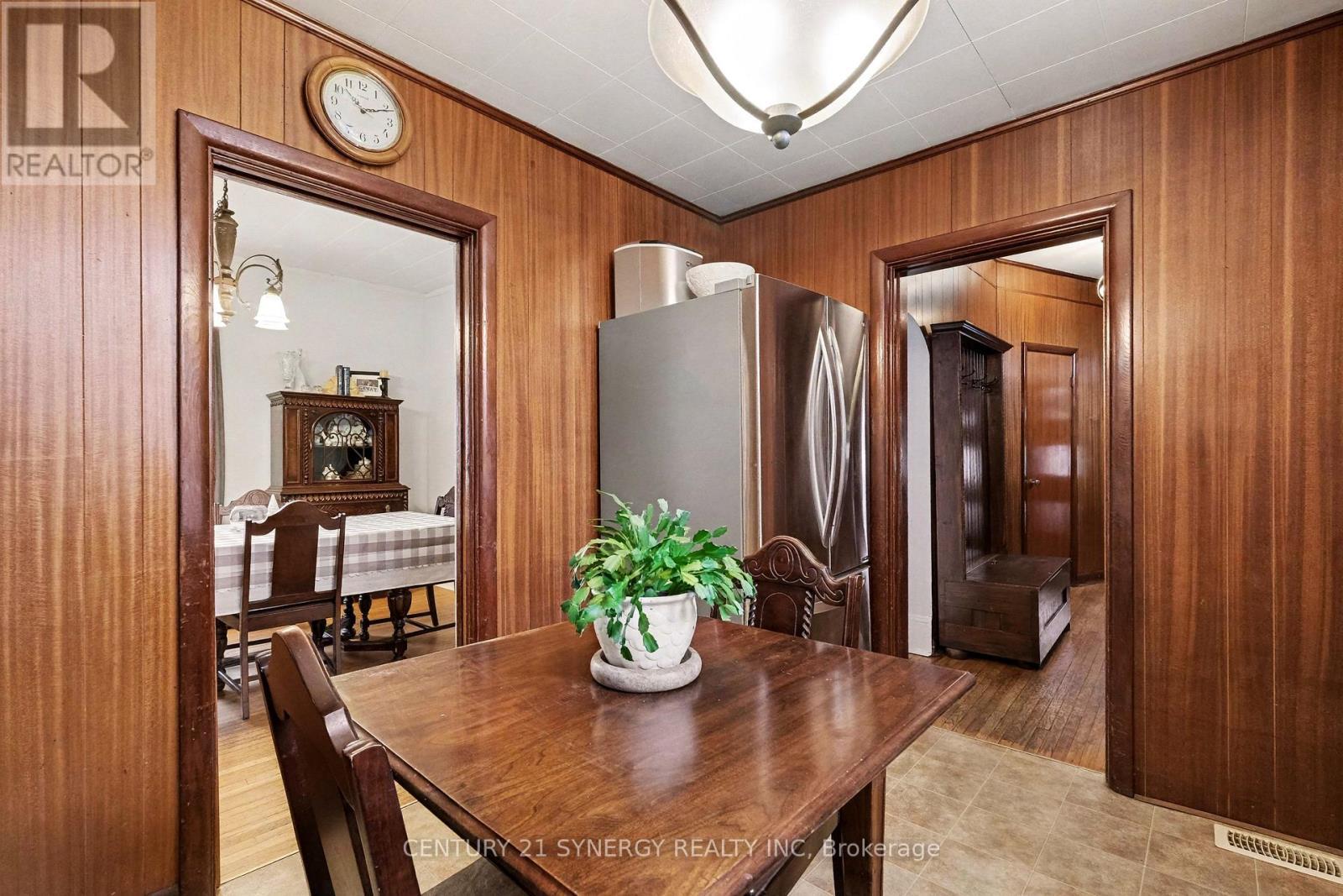 82 Abel Street, Smiths Falls, ON - Indoor Photo Showing Dining Room