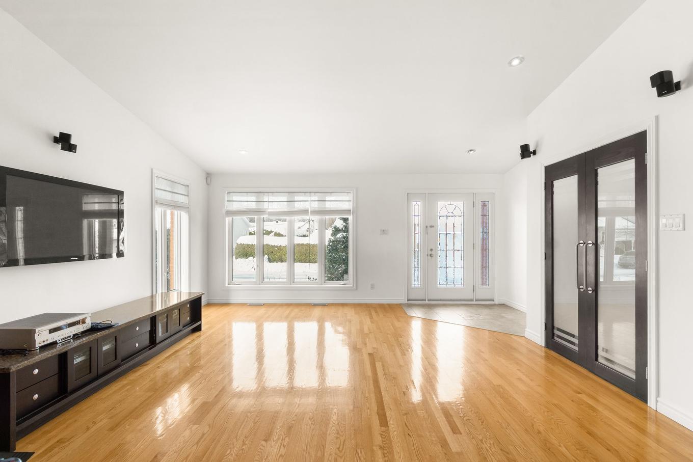 Living room - 7645 Place Monseigneur-C.-E.-Bourgeois, Trois-Rivières, QC - Indoor