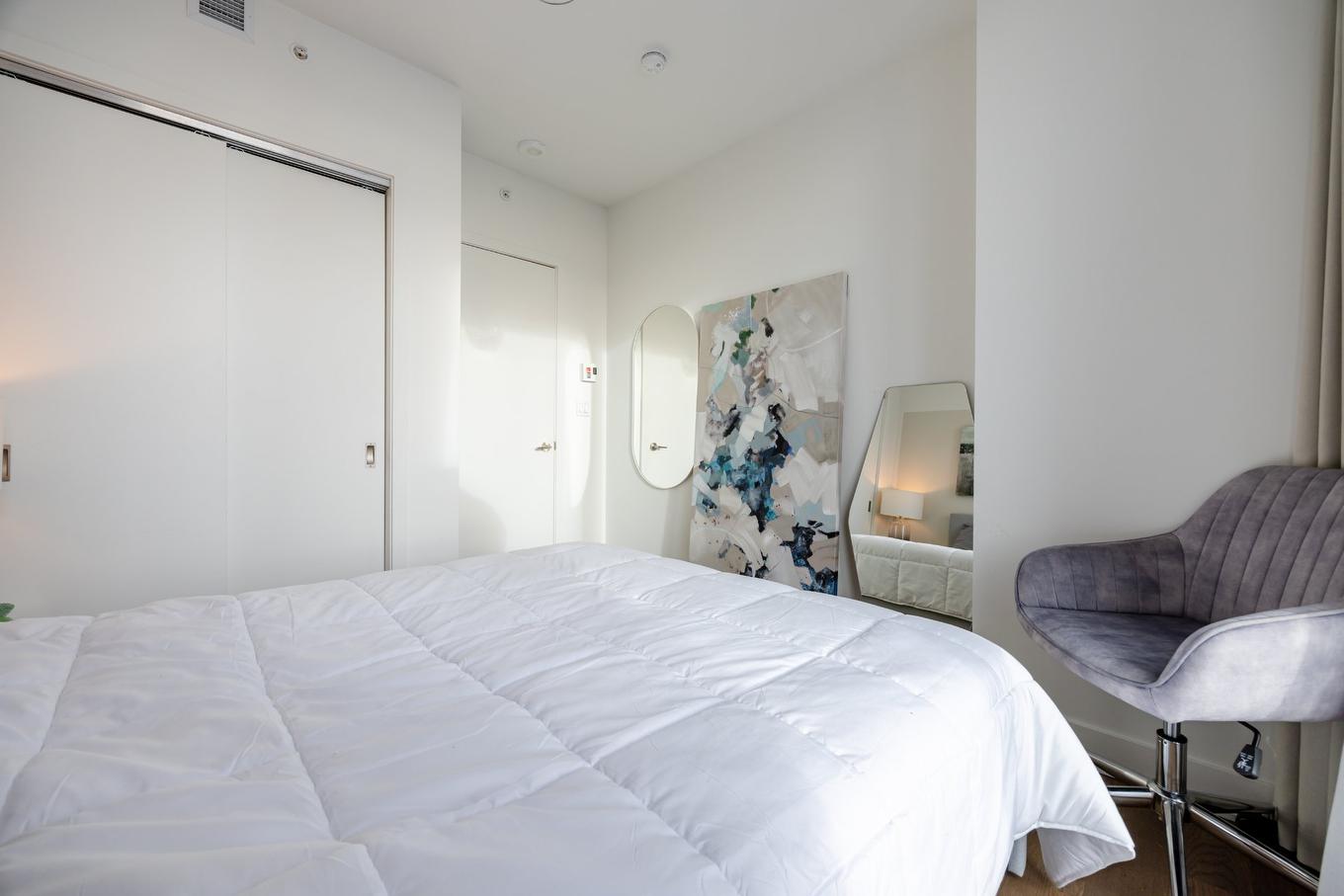 Chambre à coucher - 2305-1020 Rue De La Montagne, Montréal (Ville-Marie), QC - Indoor Photo Showing Bedroom