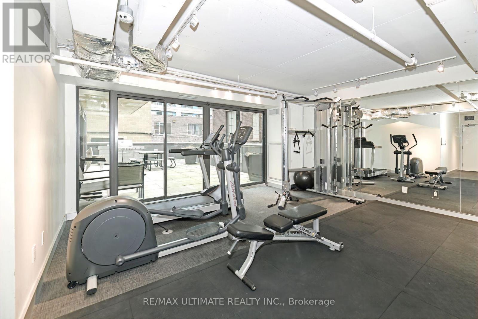 904 - 32 Camden Street, Toronto, ON - Indoor Photo Showing Gym Room