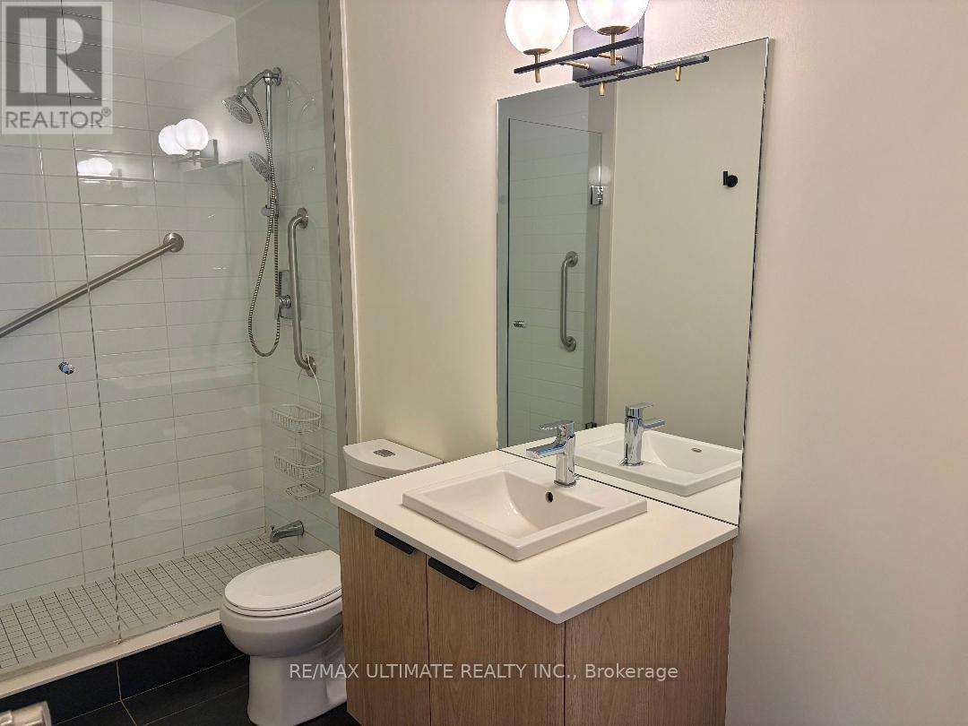 904 - 32 Camden Street, Toronto, ON - Indoor Photo Showing Bathroom