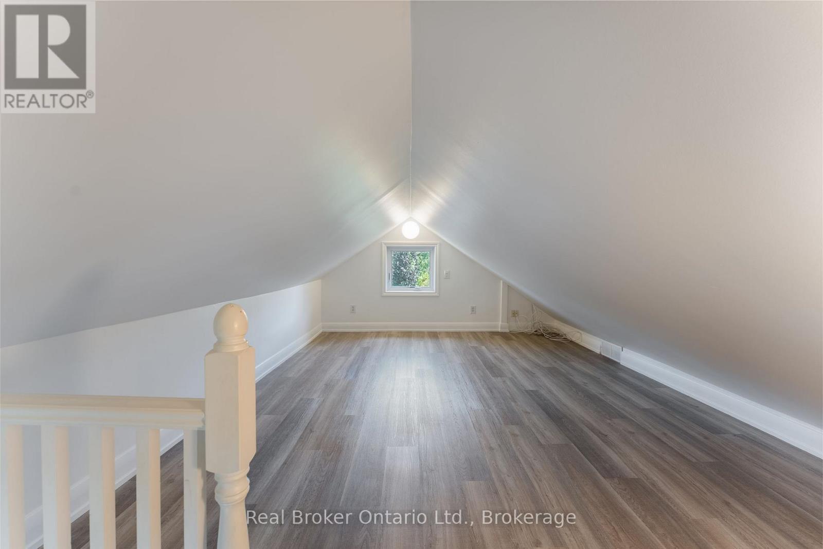 116 Symons Street, Toronto (Mimico), ON - Indoor Photo Showing Other Room