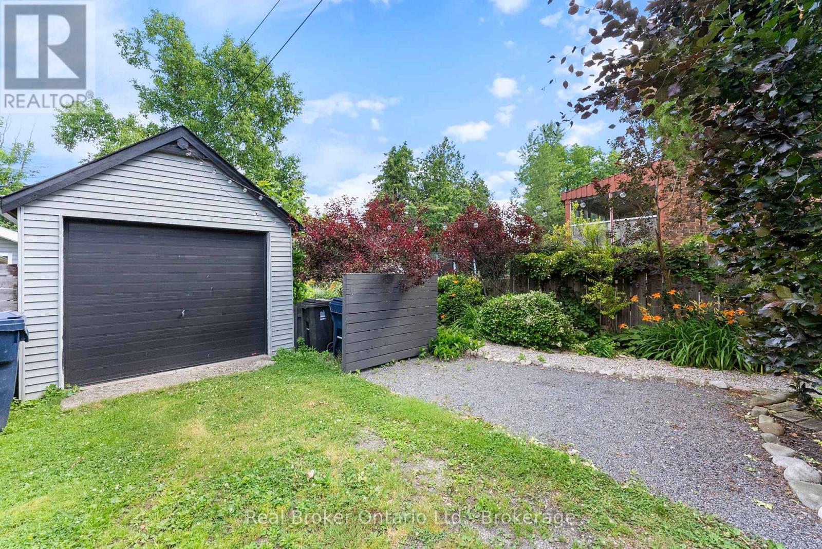 116 Symons Street, Toronto (Mimico), ON - Outdoor