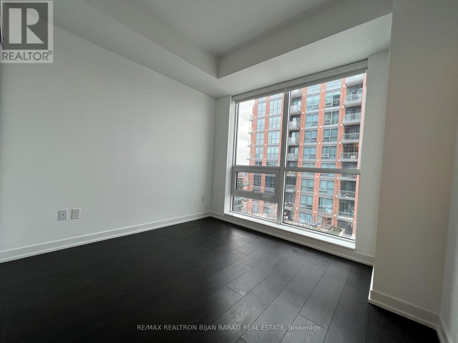 1021 - 31 Tippett Road, Toronto, ON - Indoor Photo Showing Other Room