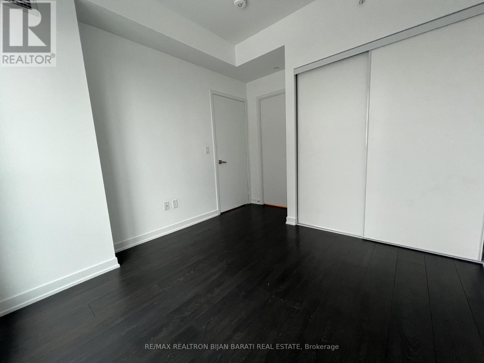 1021 - 31 Tippett Road, Toronto, ON - Indoor Photo Showing Other Room