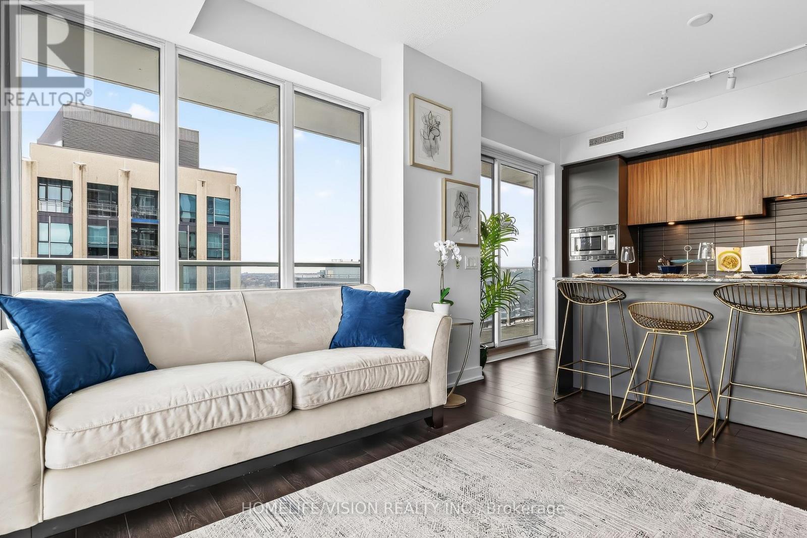 1211 - 50 Oneill Road, Toronto, ON - Indoor Photo Showing Living Room