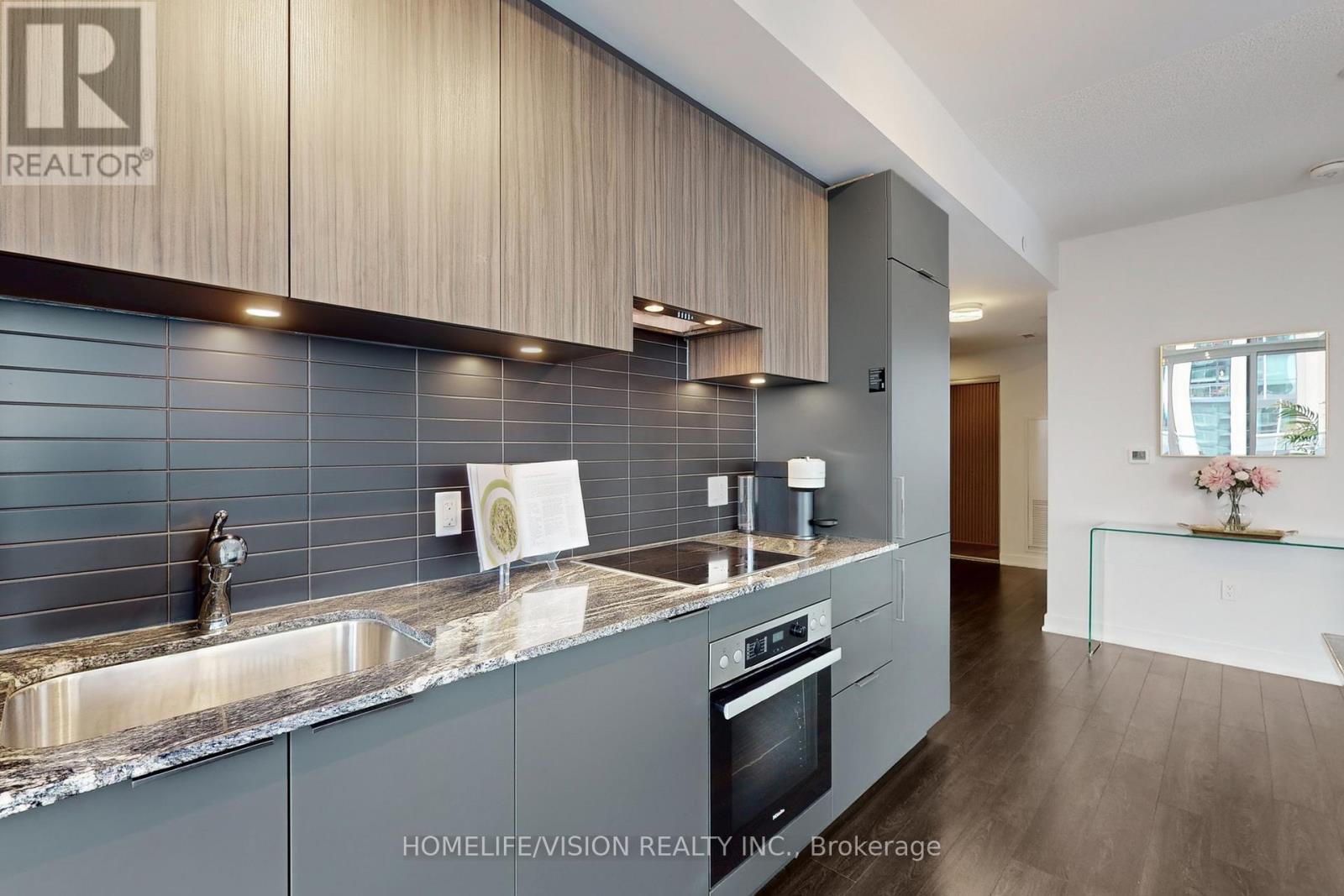 1211 - 50 Oneill Road, Toronto, ON - Indoor Photo Showing Kitchen With Upgraded Kitchen