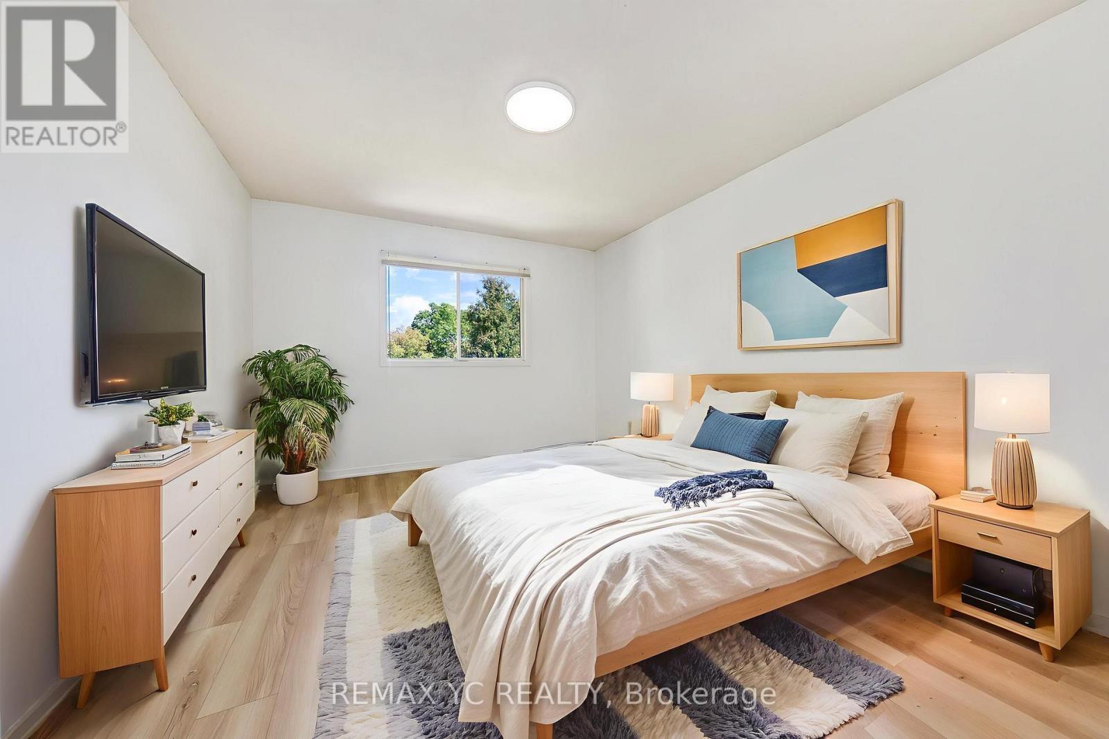 896 Darwin Drive, Pickering, ON - Indoor Photo Showing Bedroom