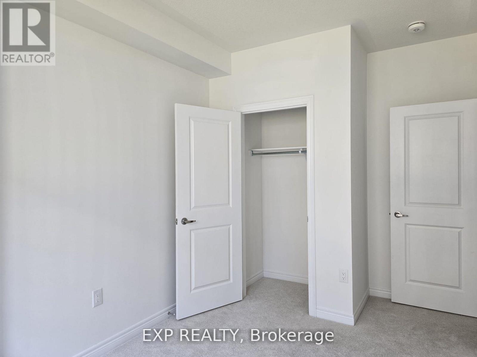 Unit B - 64 Singhampton Road, Vaughan, ON - Indoor Photo Showing Other Room