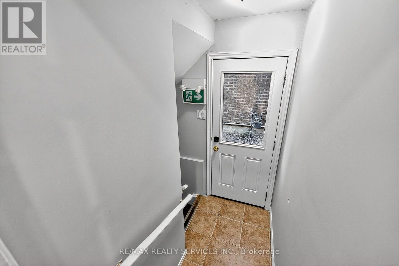 24 Addiscott Street, Brampton, ON - Indoor Photo Showing Other Room