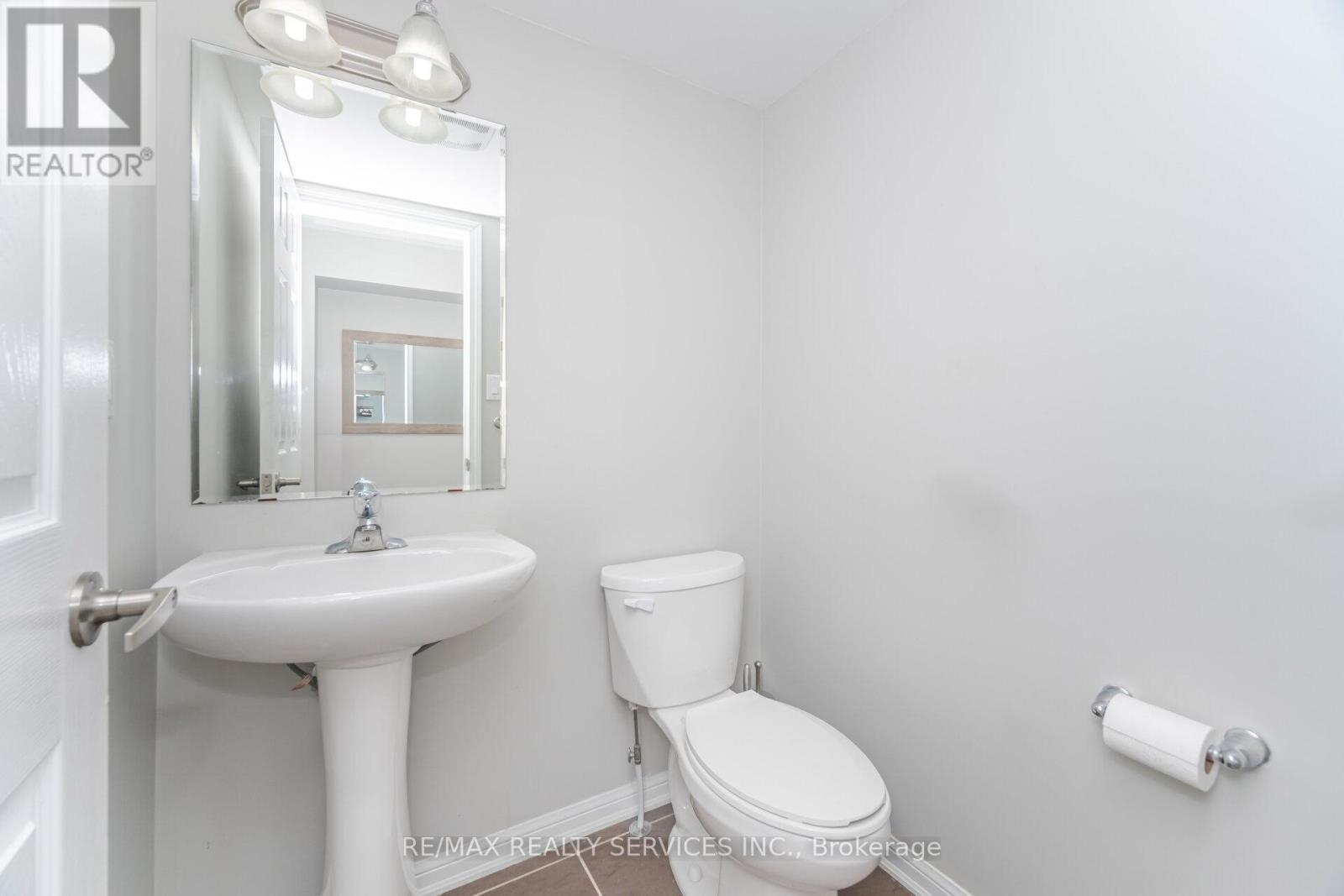 278 Gleave Terrace, Milton, ON - Indoor Photo Showing Bathroom