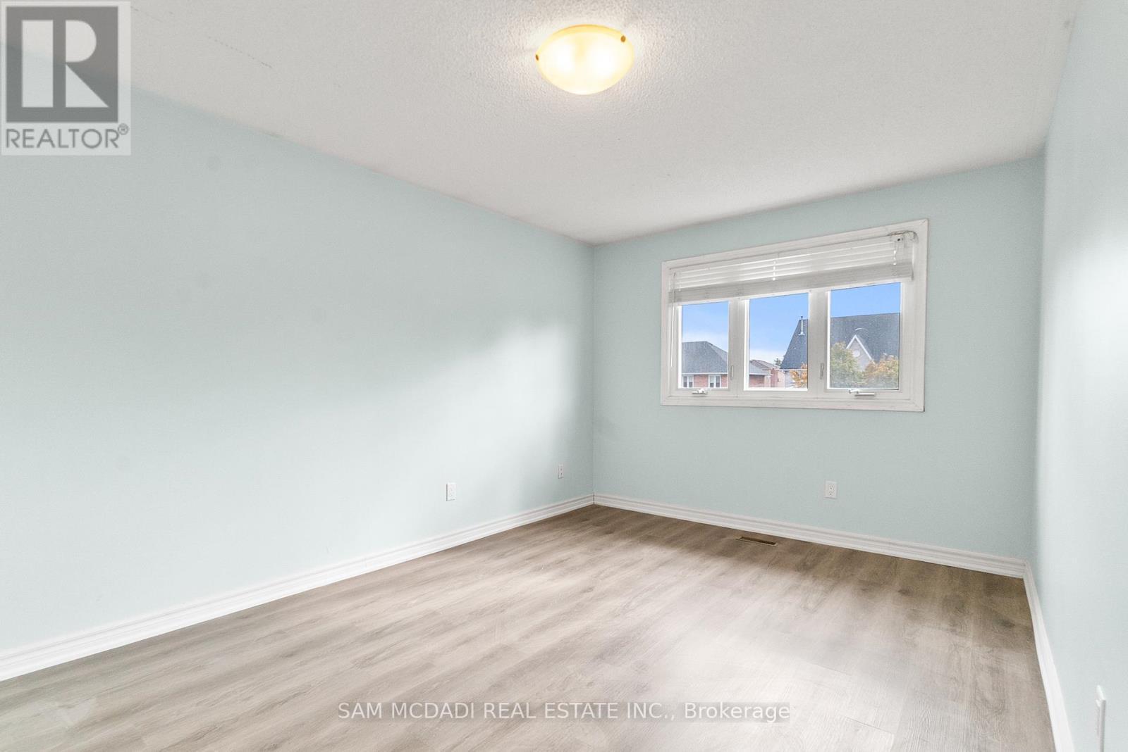 149 Sunforest Drive, Brampton, ON - Indoor Photo Showing Other Room