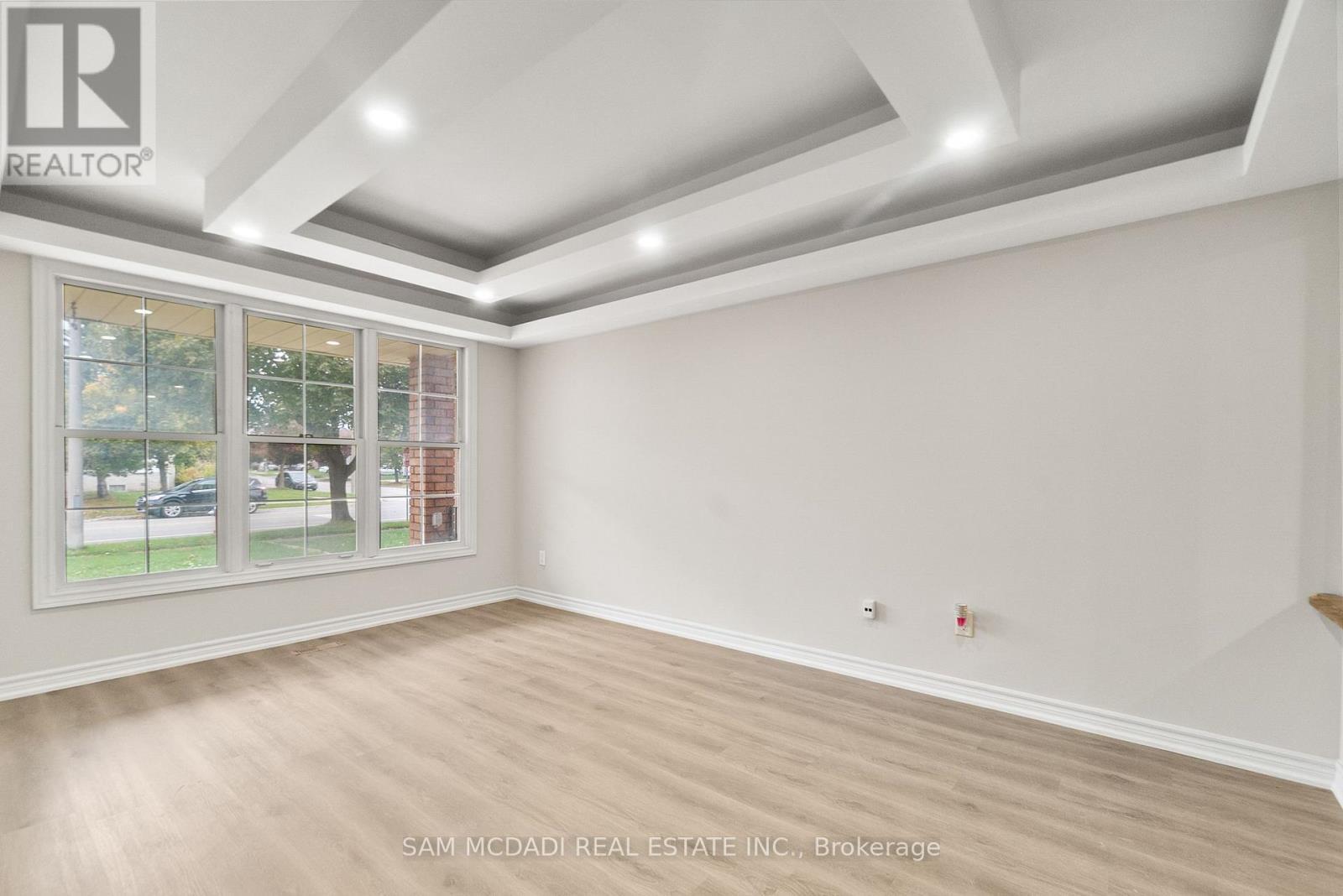 149 Sunforest Drive, Brampton, ON - Indoor Photo Showing Other Room