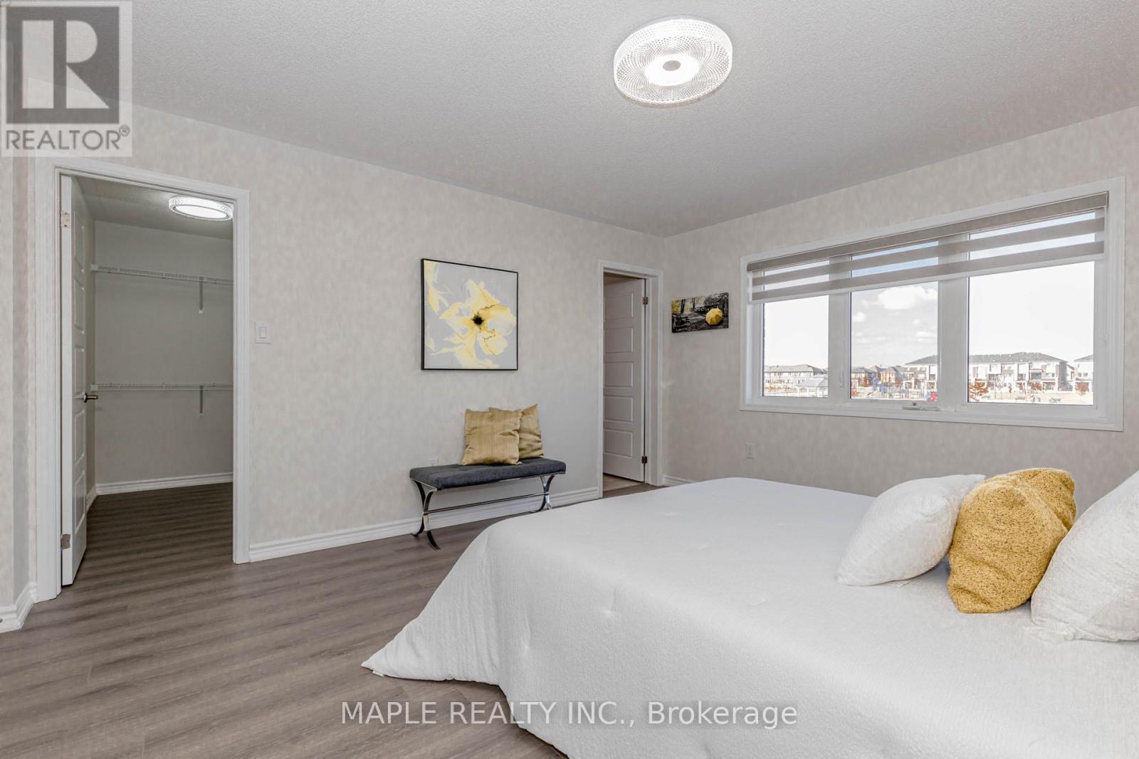 18 Boothill Drive, Brampton, ON - Indoor Photo Showing Bedroom