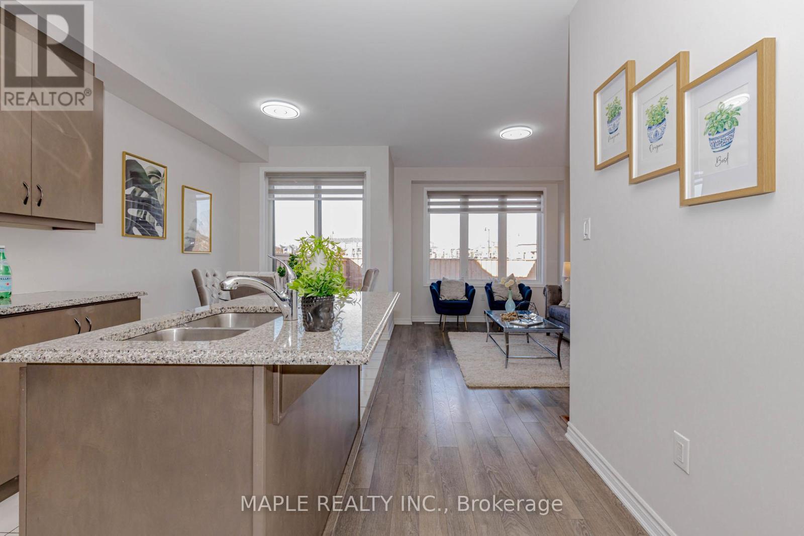 18 Boothill Drive, Brampton, ON - Indoor Photo Showing Kitchen With Double Sink