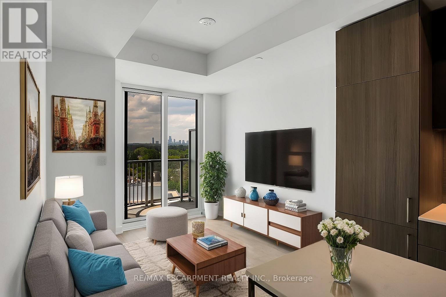 VIRTUALLY STAGED - 1203 - 220 Missinnihe Way, Mississauga, ON - Indoor Photo Showing Living Room