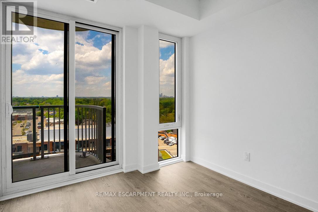 1203 - 220 Missinnihe Way, Mississauga, ON - Indoor Photo Showing Other Room