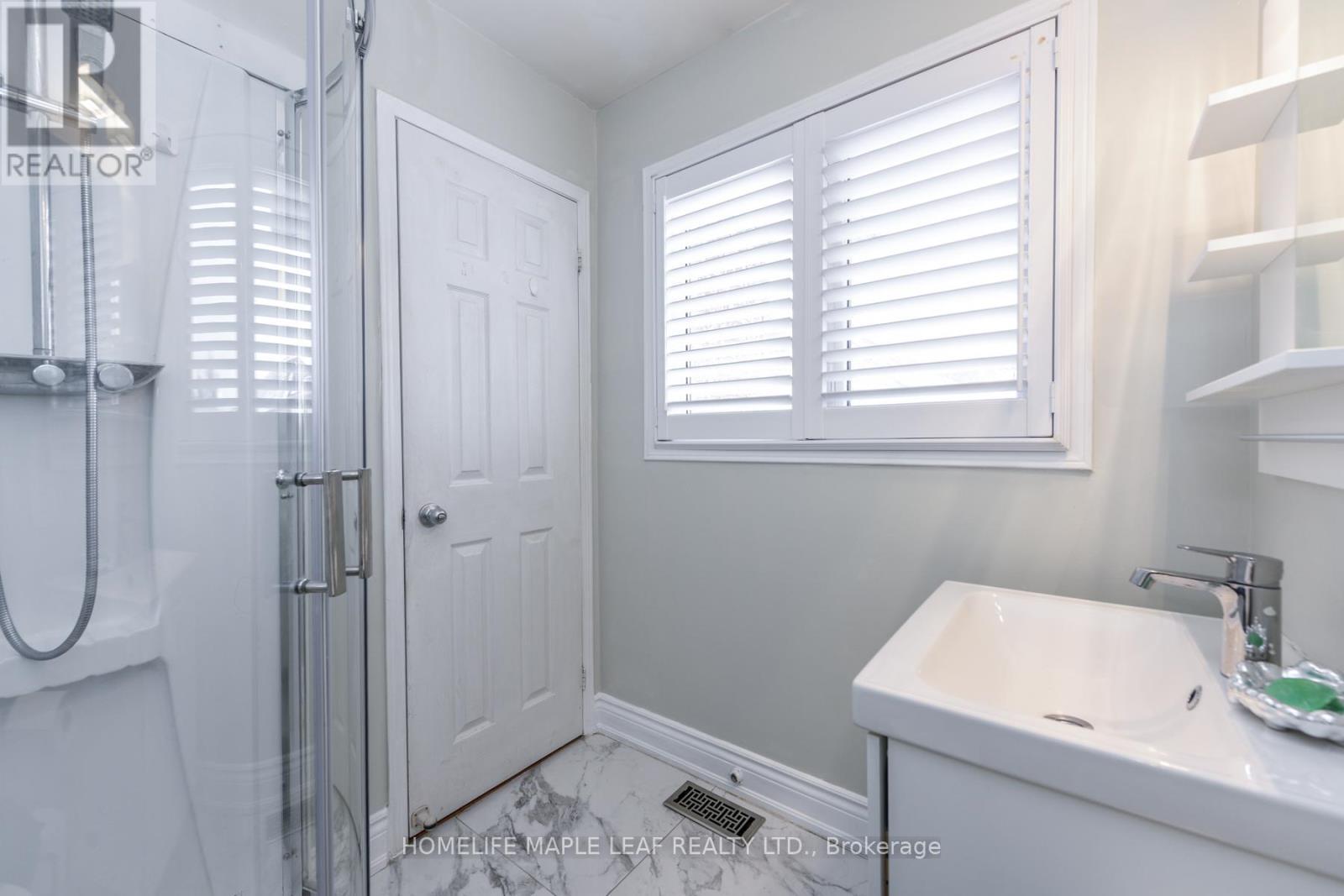 100 Alaskan Summit Court W, Brampton, ON - Indoor Photo Showing Bathroom