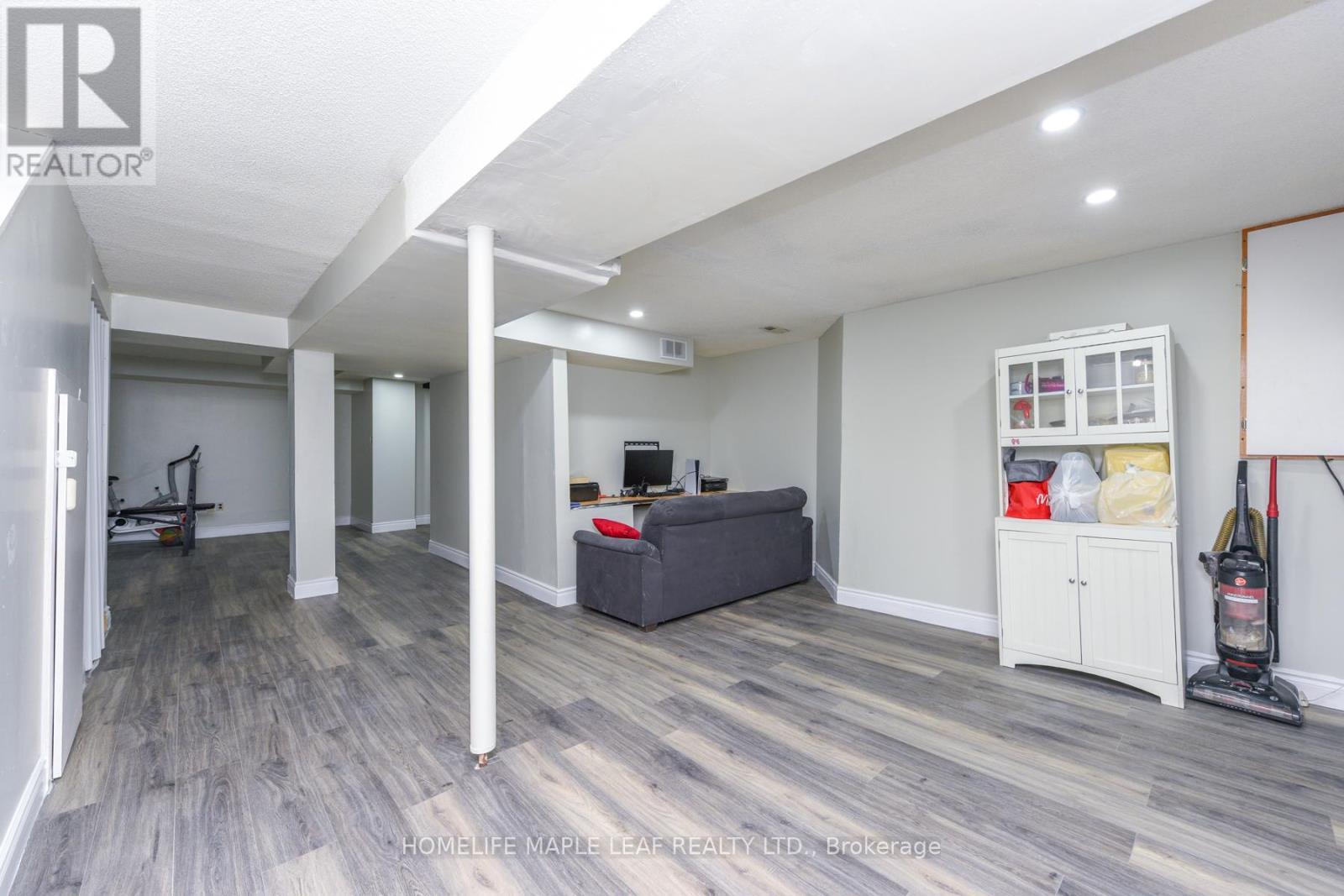 100 Alaskan Summit Court W, Brampton, ON - Indoor