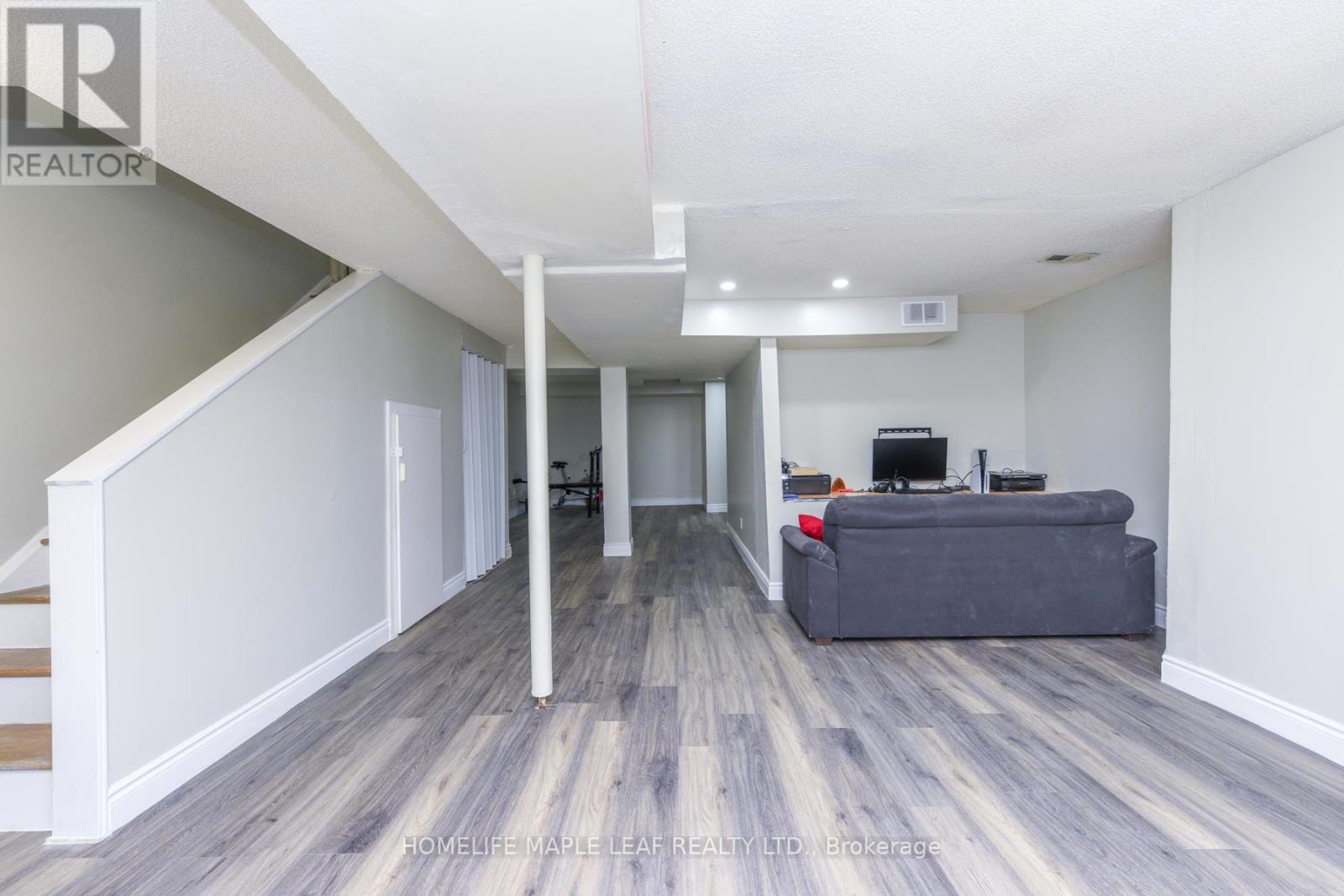 100 Alaskan Summit Court W, Brampton, ON - Indoor