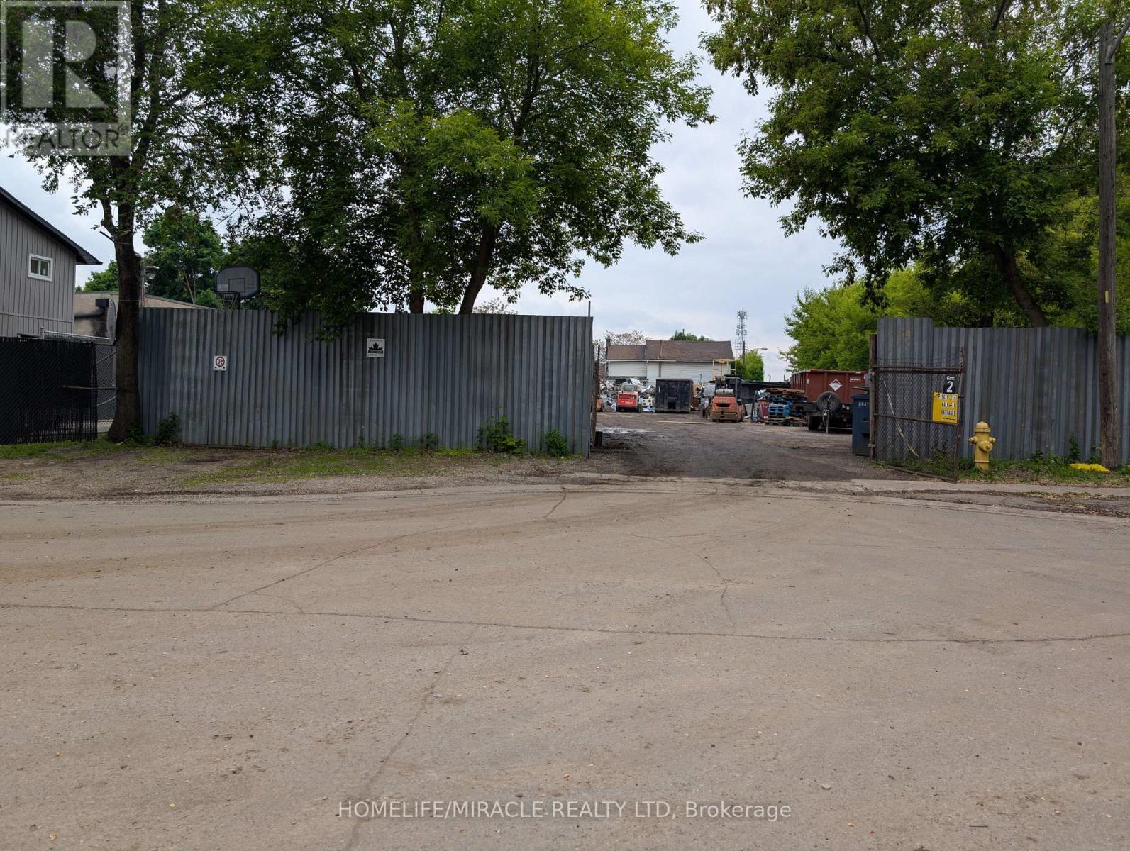 142 Charlotte Street, Brant, ON