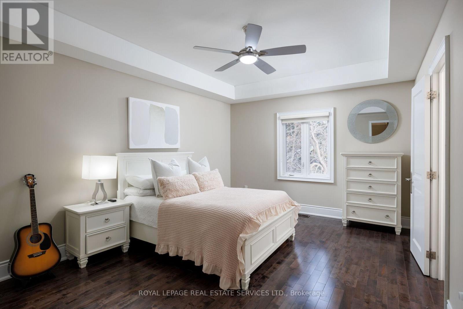 125 Paliser Court, Oakville, ON - Indoor Photo Showing Bedroom