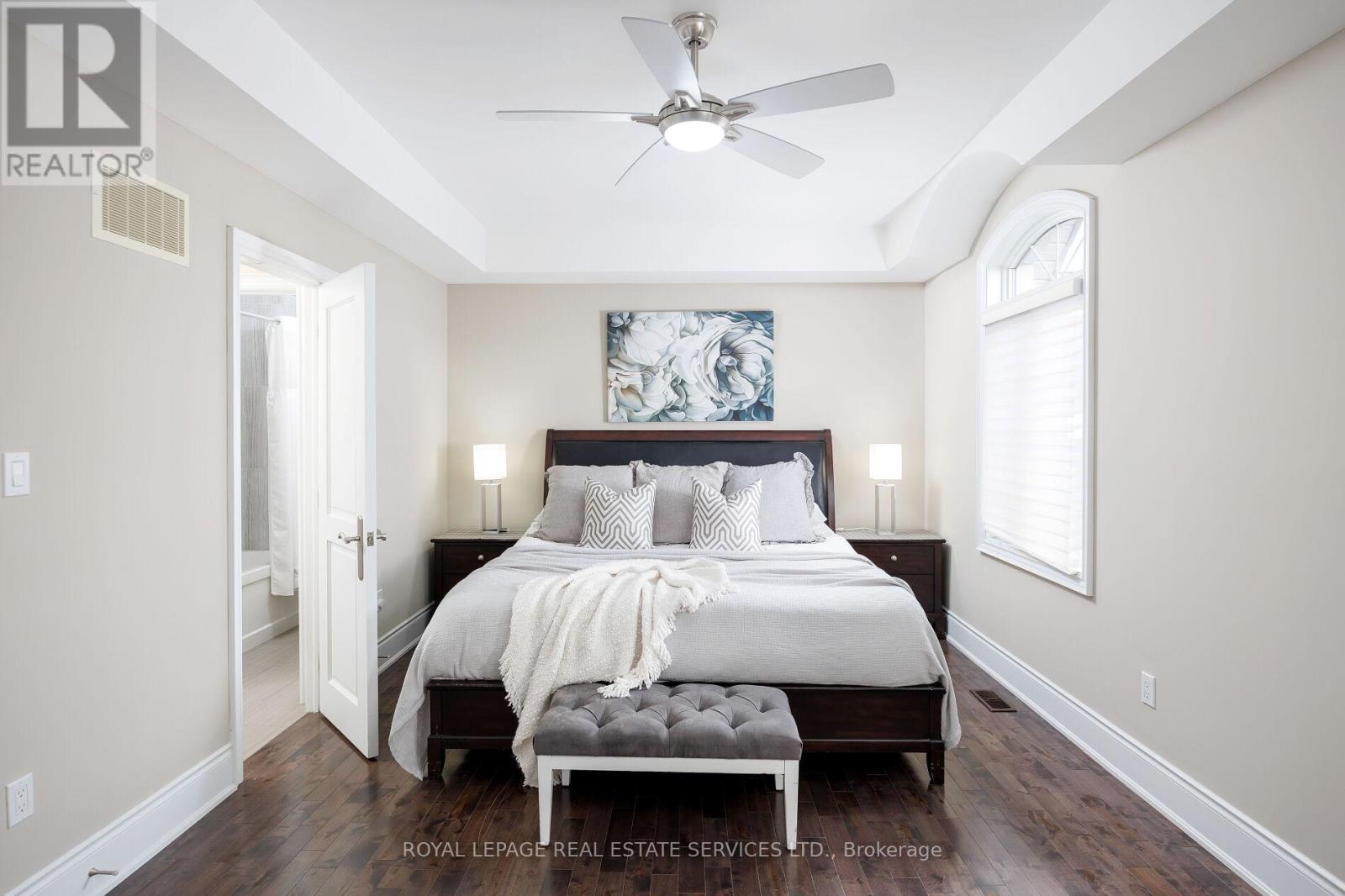 125 Paliser Court, Oakville, ON - Indoor Photo Showing Bedroom