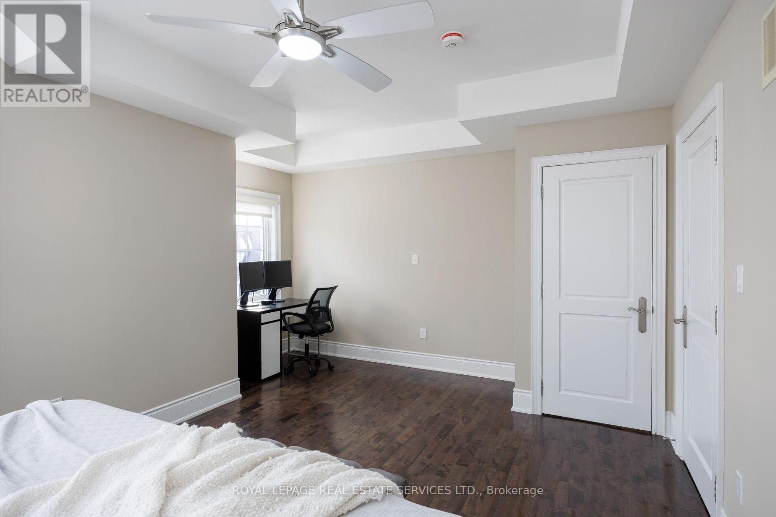 125 Paliser Court, Oakville, ON - Indoor Photo Showing Bedroom